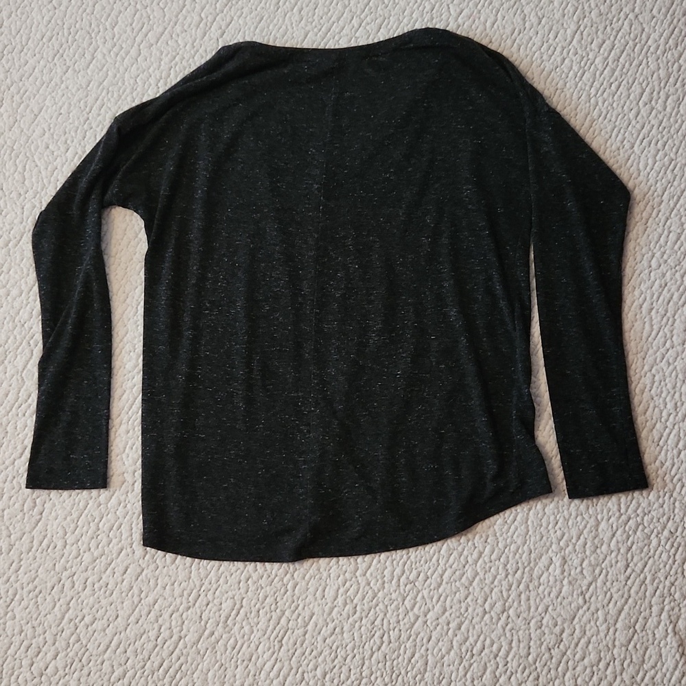 Victoria's Secret Loungewear Long Sleeve Top And Cropped Sweatpant Joggers Set - Picture 4 of 12
